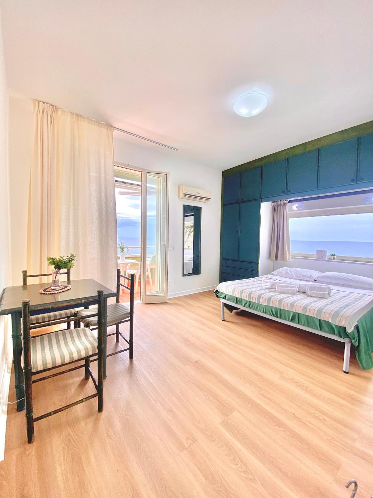 Seaside Oasis Apartment Cefalu Exterior photo